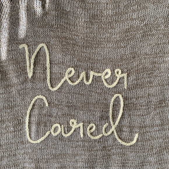 Wildfox Don’t Care Never Cared Distressed Sweater Size Small - Picture 8 of 8